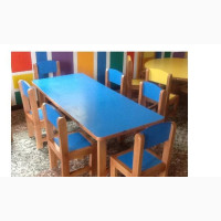 Collaborative Nursery Table and Chairs
