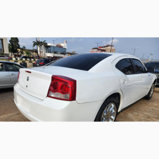 Dodge Charger 2010 White
