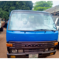 Toyota Dyna 150 Blue