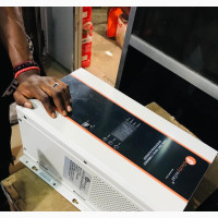 Felicity 1.5kva 12V Hybrid Inverter - Brand New