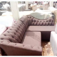 L Shape Botin Chair New Condition