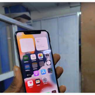 Apple iPhone X 64 GB White - Used