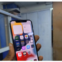 Apple iPhone X 64 GB White - Used
