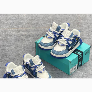 Fashion Low Top Sneakers