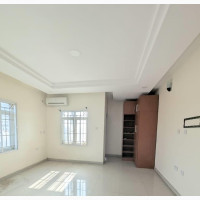 3bdrm Apartment in Ikota for rent