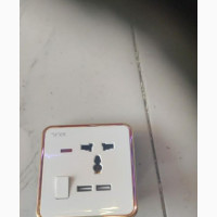 High Quality UK Soft Touch 13s Single Socket With USB