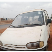 Nissan Vanette 1995 White