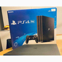 PS4 PRO CONSOLE OPEN BOX All of the Accessories Intact