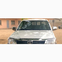 Toyota Hilux 2.5 D-4D 4X4 SRX 2009 White