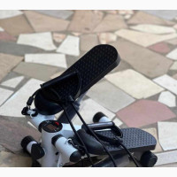 Mini Stepper With Resistant Rope