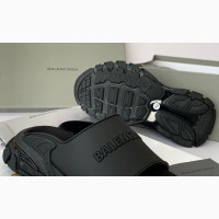 BALENCIAGA Luxury Slipper