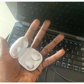Samsung Earbuds 2