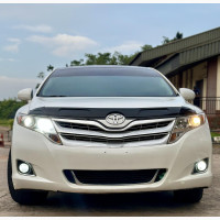 Toyota Venza LE AWD V6 2013 White
