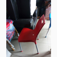 Iron Leg Plastic Chairs