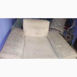 Strong and Durable Single Parlour Chair - Home Interiors