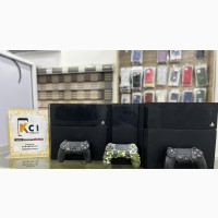 Ps4 Game Console With 2 Pads and 9 Recent Games Installed