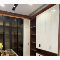 Standard Closet