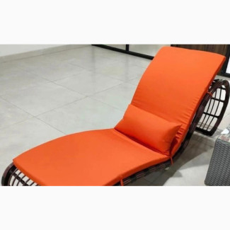 Rattan Swimming Pool Bed