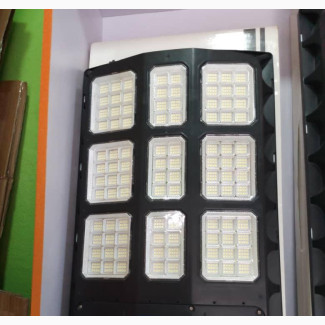 1000W All in One Solar Street Light - Brand New