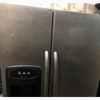 Maytag Side by Side Refrigerator With Ice Cube Maker and Dispenser