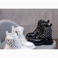 LV Fashion Boots for Girls