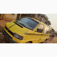 Volkswagen Transporter 2001 Yellow