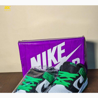 Nike Dunk Low SB Classic Green