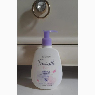 Oriflame Feminelle Body Wash