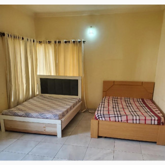Shared Room for Rent