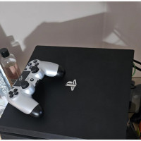 Playstation 4 Pro (UK Used)