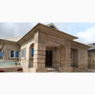 4bdrm Bungalow in Elebu, Oluyole for Sale