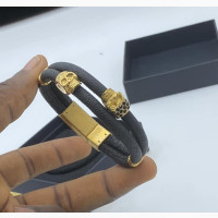 Stylish Men#039;s Link Bracelet - Black Acrylic - Brand New