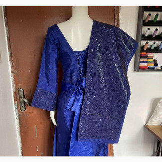 Bridal Asooke with Free Peach Bridal Robe - Pre-Owned