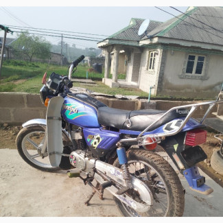 Suzuki 2000 Blue