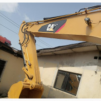 Excavator Caterpillar 320D2 Tokunbo