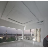 Spacious Lounge Space or Shop on Second Floor