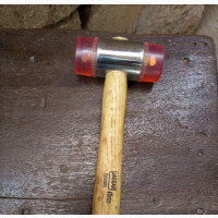 Manet Hammer