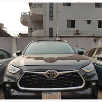 Toyota Highlander XLE 2022 Brown