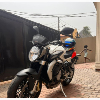 MV Agusta Agusta Brutale 2015 White