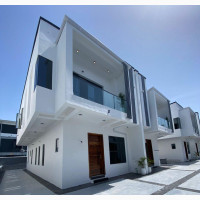 4bdrm Duplex in Lekki for sale - 90m