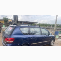 Toyota Avensis Verso 2.0 Petrol 2005 Blue