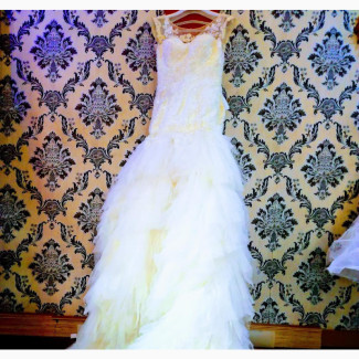 Wedding Gown with Accessories - Affordable Price