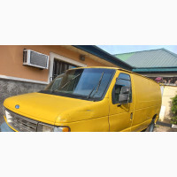 Ford E450 2009 Yellow