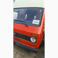 Volkswagen LT 2000 Red