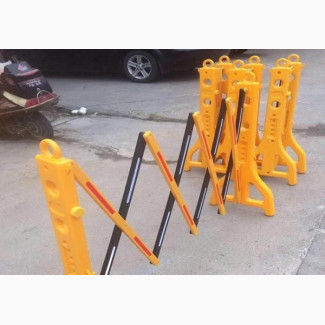 Retractable Traffic Fence