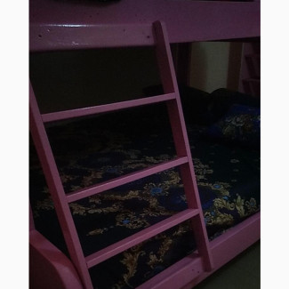 Ladies Airbnb