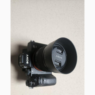 Sony A7 III ILCE7M3/B Full-Frame Mirrorless Interchangeable-Lens Camera - Black