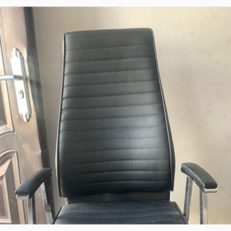 High Back Swivel Chair