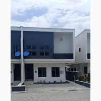 4bdrm Duplex in Vgc, Lagos Island / Lagos Island for sale