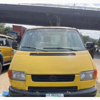 Volkswagen LT 1990 Yellow